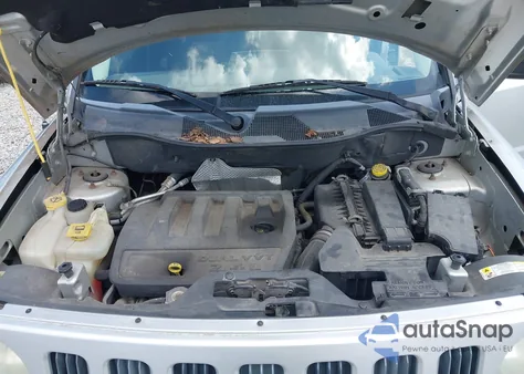 2008 Jeep Patriot Sport from USA, damaged, VIN 1J8FF28W98D526962